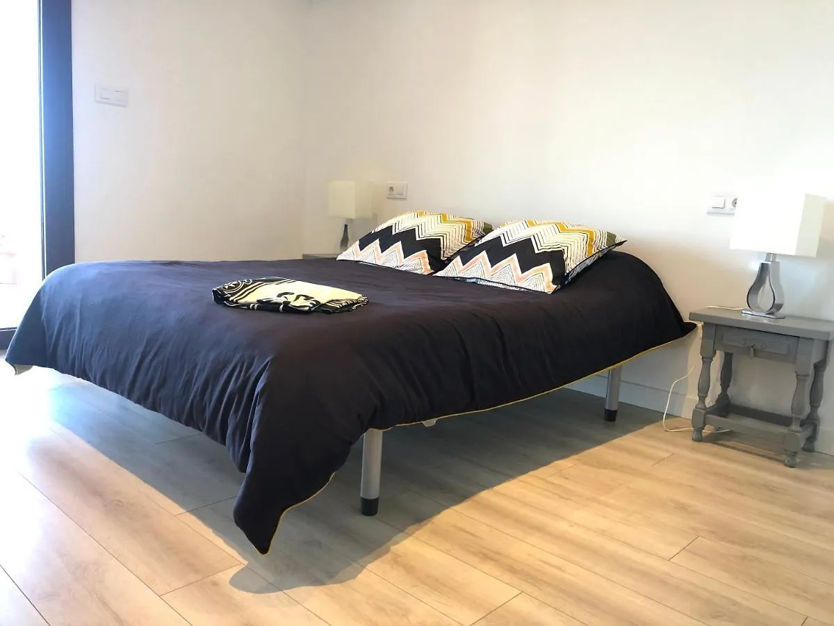 Apartment Central Bajo Roses Spain